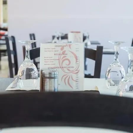 Hotel Princess Flora Sgourou