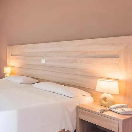 Otel Princess Flora 3*