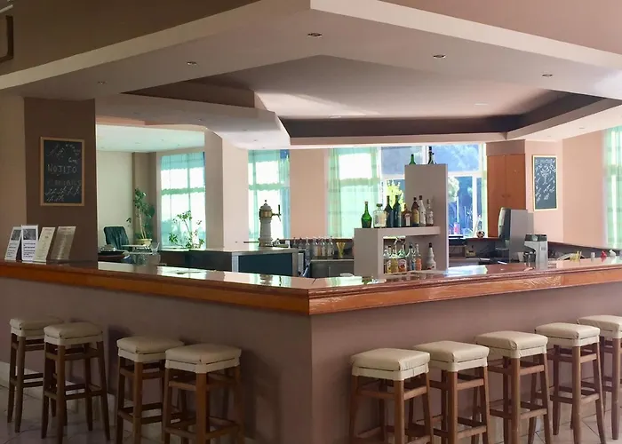 Princess Flora Szálloda Sgourou