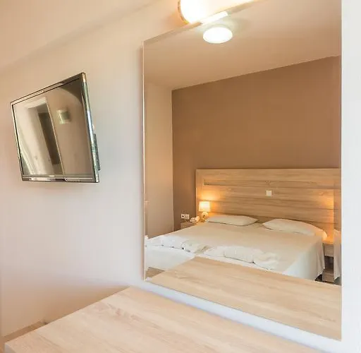 Hotel Princess Flora 3*